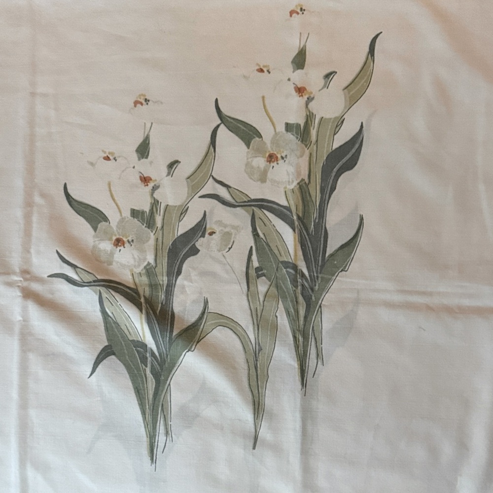 Vintage pillowcase Orchids cal king